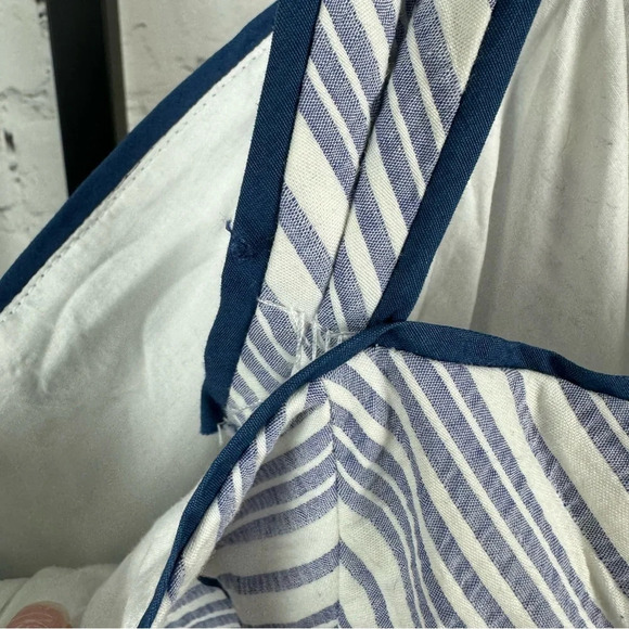 Lilly Pulitzer Vintage Blue and White Striped Seersucker Dress Size 10 - Picture 3 of 5